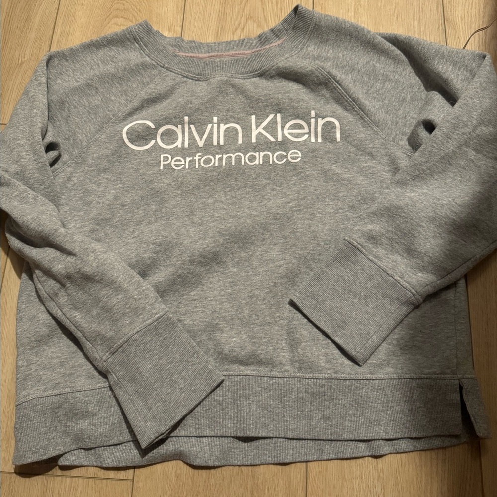 calvin klein sweatshirt M